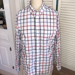 Classic Cotton Check Print Slim Fit Shirt. Buttoned neck. Extra buttons.